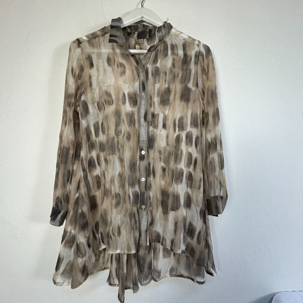 Comfy USA Womens Sheer Button-Up Tunic Top XS Abstract Animal Print Long Sleeve
